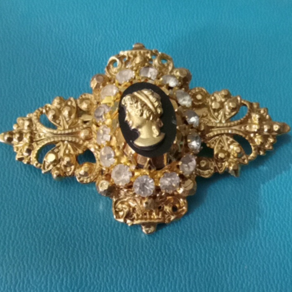 Cameo Gold and Black Brooch with Crystal Accents